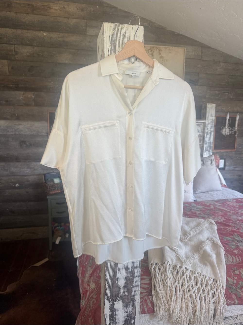 Vince Cream Short-Sleeve Button-Down Shirt